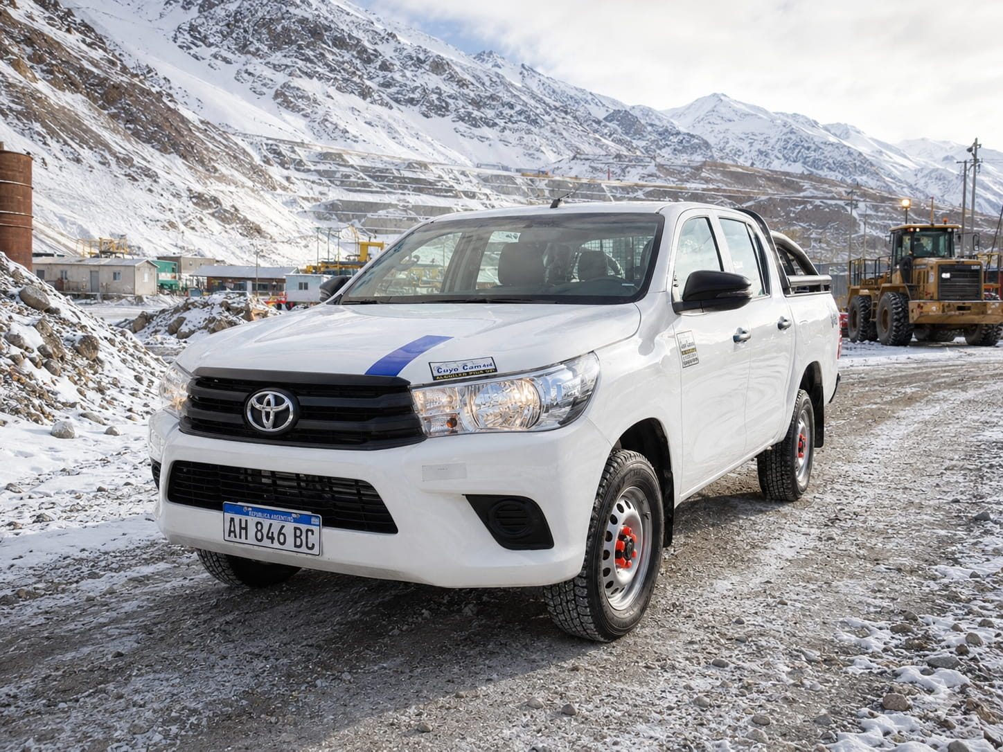 Hilux en montaña nevada